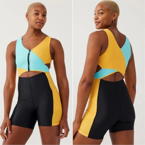Outdoor Voices Pants - Outdoor Voices  Cutout Bodysuit in Capri/Mango/Black NWT Size S